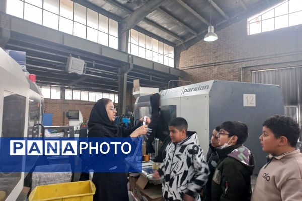 علم در صحنه عمل؛ گردش علمی دانش‌آموزان باقرالعلوم در کارخانه کیان صفا