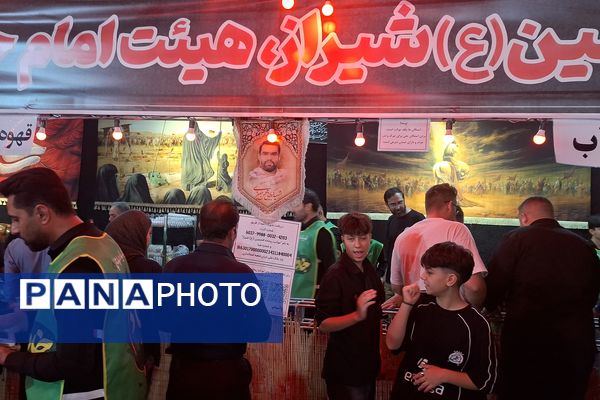 موکب‌های عزاداری شیراز پذیرای میهمانان کوچک ابا عبدالله