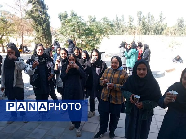 صبحگاه شاد مدارس دخترانه استان اصفهان در قالب طرح «نوجوان شاد ایرانی (نشا)»