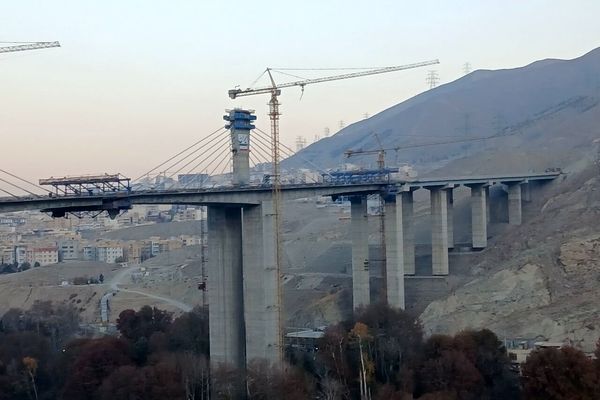 بازدید وزیر راه و شهرسازی از پروژه کنارگذر آزادراه شمالی کرج