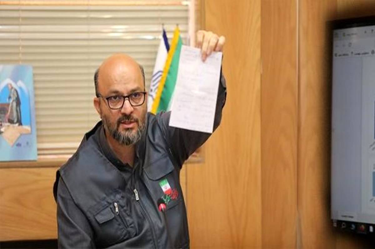 نباید هیچ مدرسه سنگی تا سه ماه آینده باقی مانده باشد