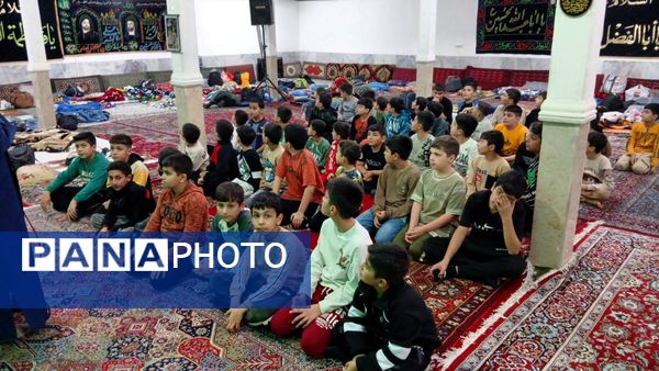 آغاز اعتکاف دانش‌آموزی پسران در مسجد فاطمه زهرا(س) شهرک سیدجمال‌الدین نظرآباد