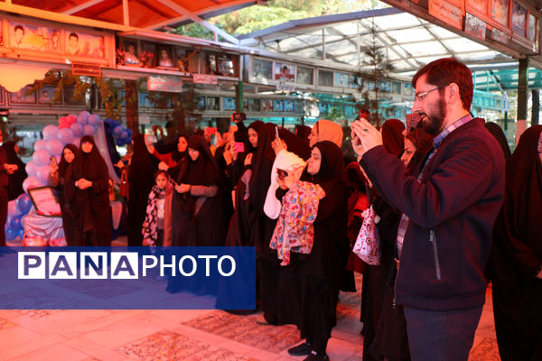 جشن دانش‌آموزی سالروز تولد شهید مهدی هندویان