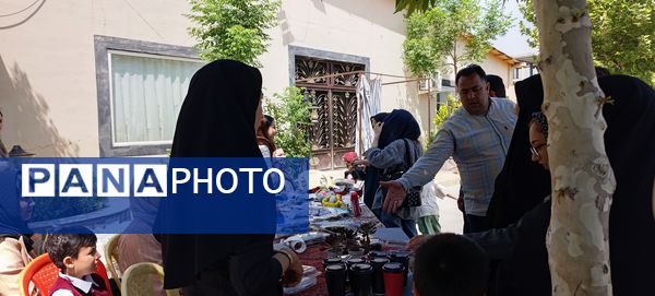 برگزاری بازارچه در پیش دبستانی شور و نشاط آشخانه 