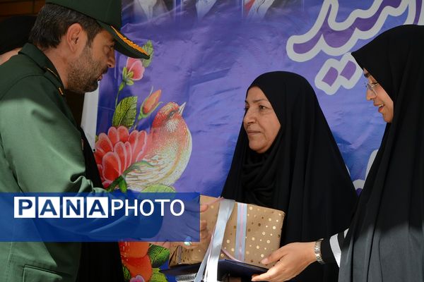 مهر زنگ روشنایی، امید و مقاومت