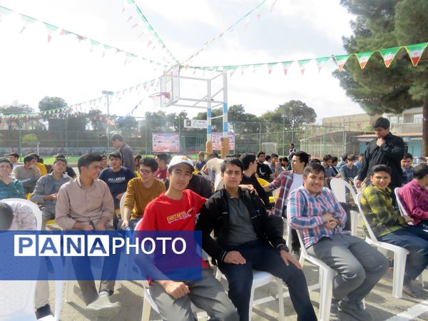آیین افتتاح زمین چمن مصنوعی شهید دانشجو