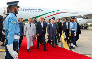 دیپلماسی هوشمندانه؛ سفر پزشکیان به پاکستان فصل جدیدی در روابط تهران-اسلام‌آباد