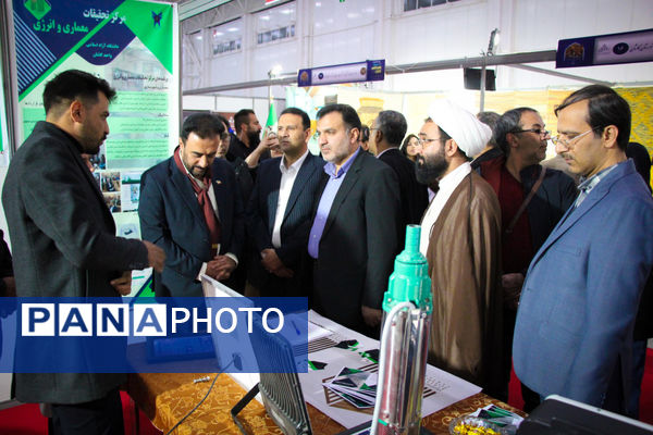 آغاز به‌کار نمایشگاه نوآوری و فناوری کاشان با ارائه دستاوردهای دانش‌آموزی