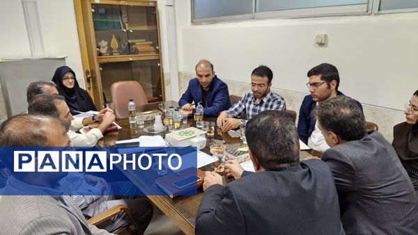 شورای اطلاع‌رسانی آموزش و پرورش در استانداری اصفهان