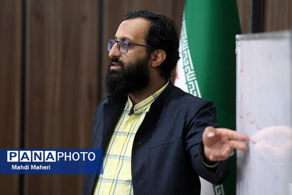 دومین روز نشست هم‌اندیشی مدیران سازمان دانش‌آموزی سراسر کشور