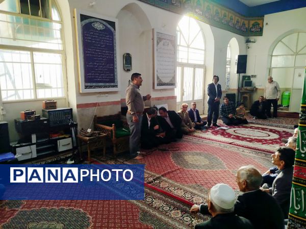 جلسه هادی هاشمینیا با اهالی محله دهمحسن؛ تأکید بر رفع مشکلات زیرساختی و خدمات شهری