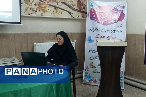 برگزاری کارگاه پیشگیری از آسیب‌های اجتماعی در دبیرستان شهید همت ملارد 