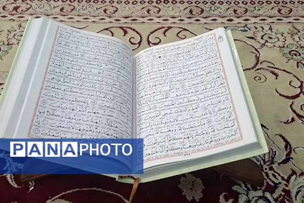 ضیافت افطاری و قرائت جزء هفتم قرآن کریم در مسجدالرضای نیشابور 