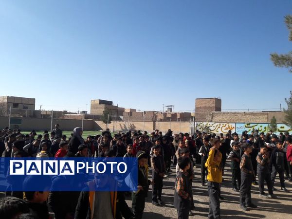 جشن تقدیر از بانوان آموزگار به‌مناسبت روز مادر در دبستان شهید پسندیده فدافن