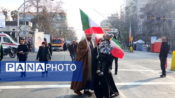 ۲۲ بهمن روز حیرت برای جهانیان