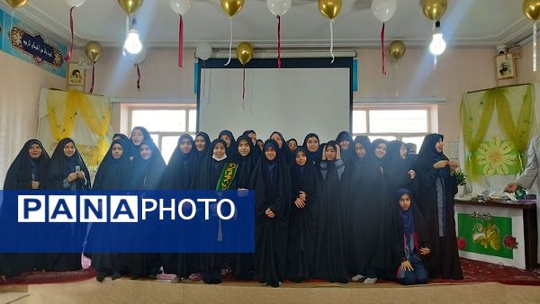  تقدیر از فعالین حجاب و عفاف در دبیرستان شاهد تکتم