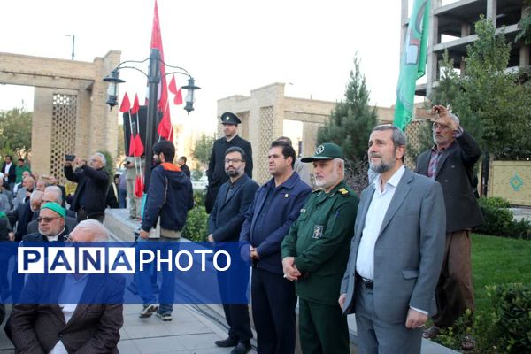 استقبال باشکوه مجاوران امام مهربانی‌ها از میهمانان بیست و دومین اجلاسیه بین‌المللی پیرغلامان حسینی در مشهد