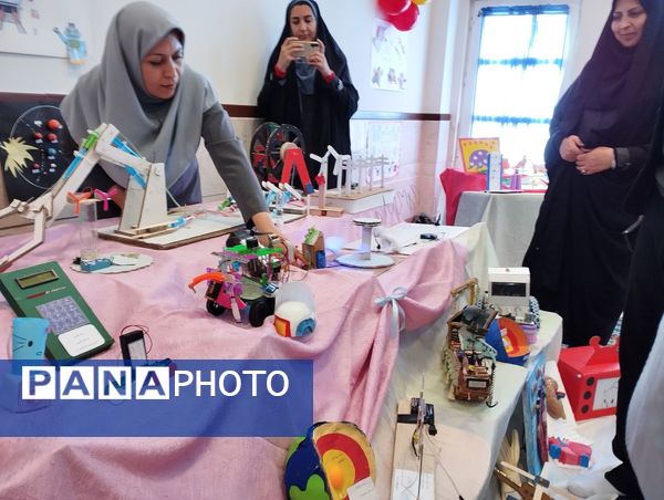  نمایشگاه دست‌سازه‌ها و فعالیت‌های پژوهشی در دبستان شقایق‌ها شهرستان ملارد