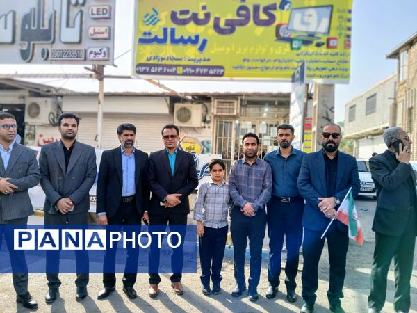 بیداری در گام‌های نوجوانان عنبرآباد؛ حضور حماسی در روز دانش‌آموز