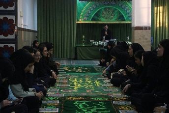 جشن ولادت امام حسن مجتبی(ع) به همراه افطاری در دبیرستان حکمت بهارستان‌۲