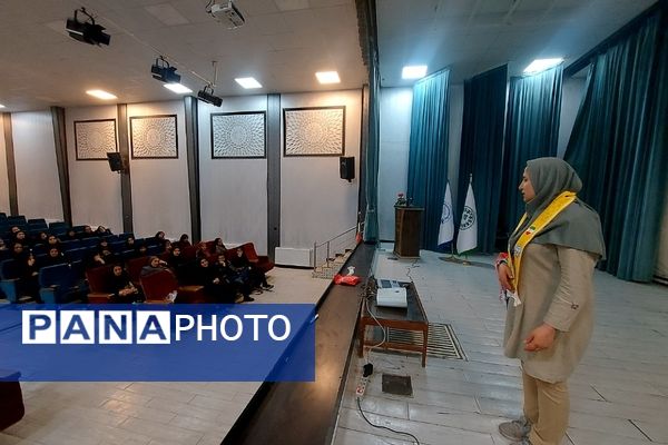 برگزاری دوره آموزشی «تربیت مربی سازمان دانش‌آموزی» در کهریزک 