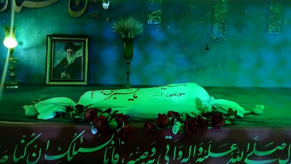 سفر دختران به سرزمین راز و نیاز؛ بازخوانی حماسه در قامت میراث‌داران نور