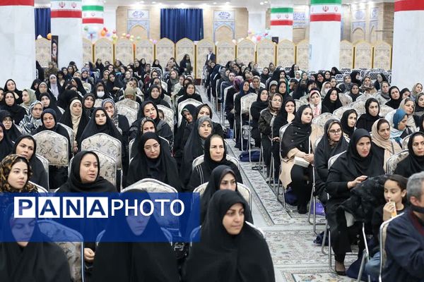 همایش جوانی جمعیت در مصلی باقرشهر 