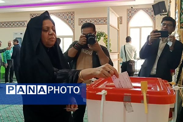 مرحله دوم انتخابات ریاست‌جمهوری در شهرستان لارستان 