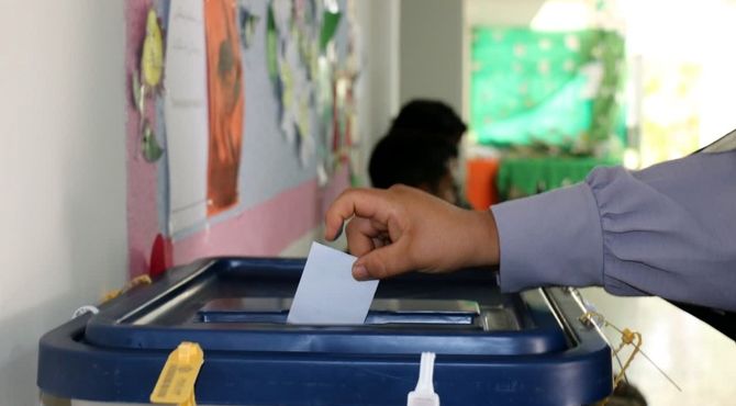 حضور مردم گلباف پای صندوق‌های رای در ساعات آغازین رای‌گیری