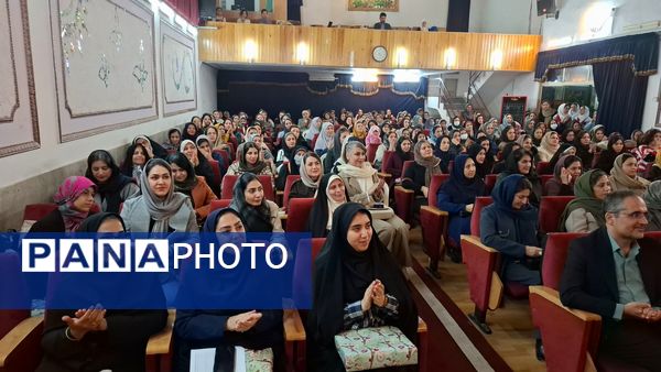 گرامیداشت روز مادر مدرسه دخترانه ۱۷ شهریور 