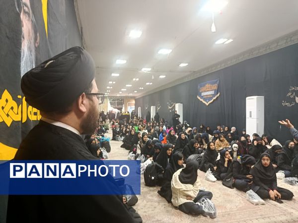 اعزام نخستین گروه از دانش‌آموزان قمی به اردوی راهیان رضوی 