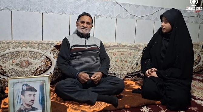 دیدار خبرنگار پانا با خانواده شهید علی جز حدادی مطلق 