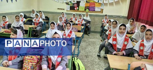 بازدید مدیر و ارزیاب سازمان دانش‌آموزی محمودآباد از دبستان تشکیلاتی عصمت