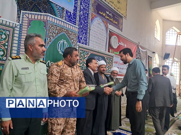 گرامیداشت سالروز اقامه اولین نمازجمعه کشور در آشخانه 