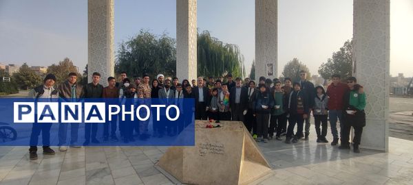 زیارت عاشورا و غبار روبی مزار شهدای گمنام نیشابور