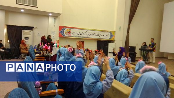 برگزاری جشن غنچه‌ها در سالن ارشاد شهرستان سملقان