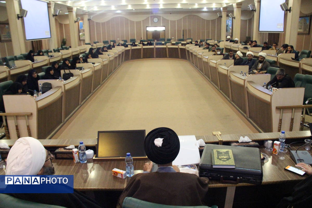 نشست مسئولان اعتکاف‌های استان  یزد