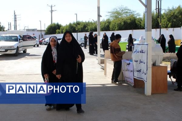 حضور پرشور کودکان در نماز جمعه گچساران