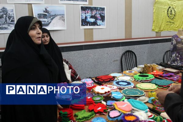 نمایشگاه صنایع دستی ملکان فرصتی برای دیدن و خرید آثار بومی