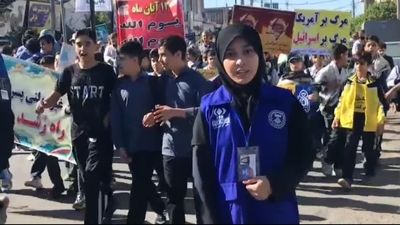 حضور گسترده دانش‌آموزان آزادشهر در راهپیمایی ۱۳ آبان