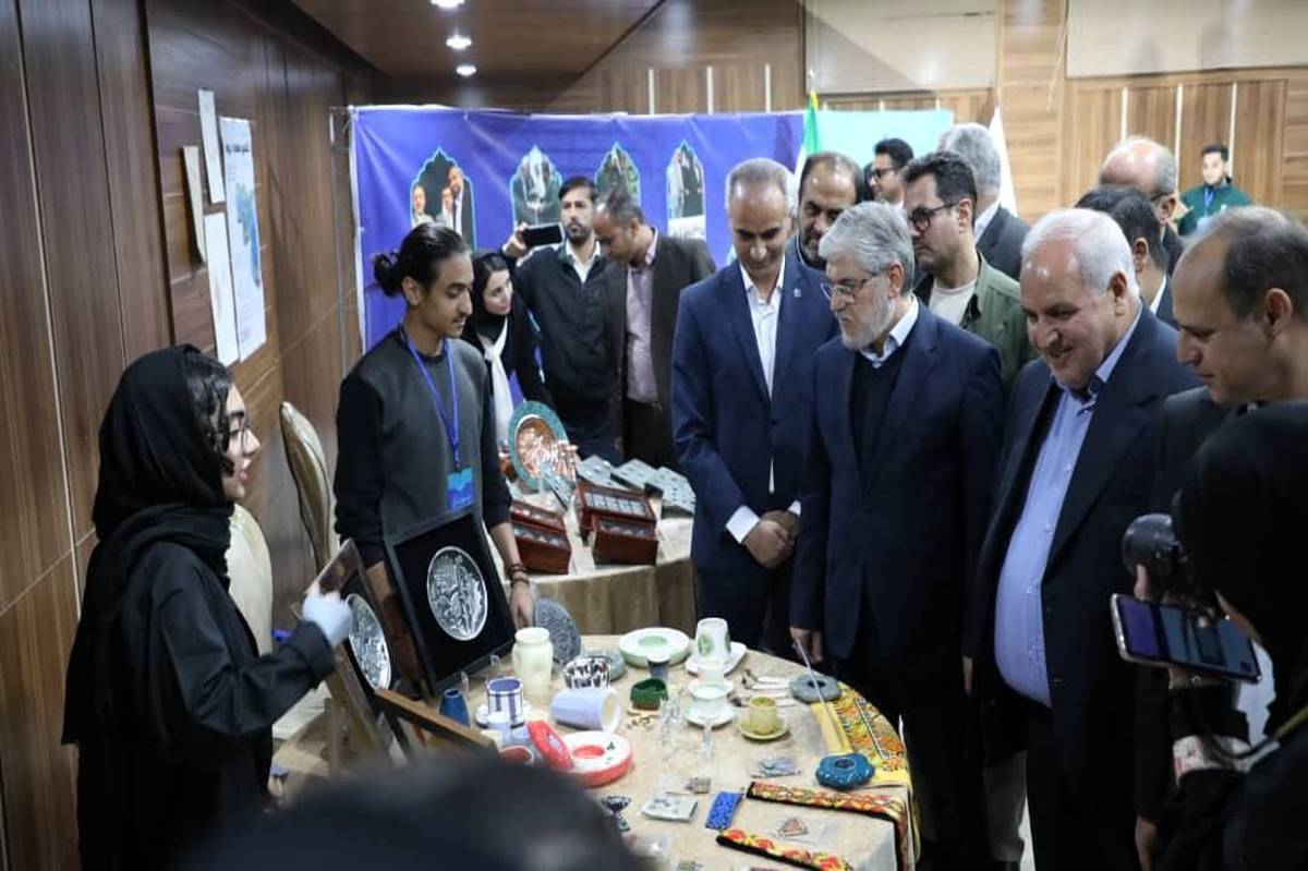 کلنگ‌زنی و افتتاح پروژه‌های جدید دانشگاه نیشابور از سوی وزیر علوم