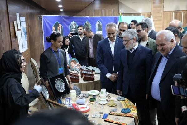 کلنگ‌زنی و افتتاح پروژه‌های جدید دانشگاه نیشابور از سوی وزیر علوم