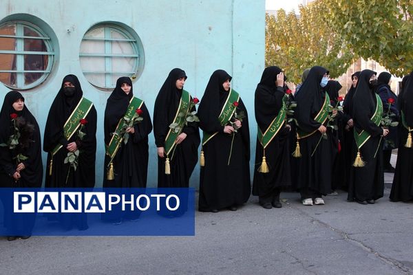 مراسم میزبانی شهدای گمنام دفاع مقدس در البرز