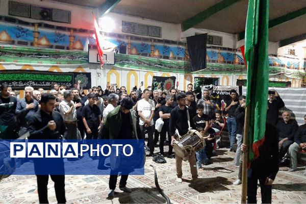 عزاداری هیات محبان علی‌ابن‌ابی‌طالب (ع) فرهنگیان شیراز در شب تاسوعای حسینی