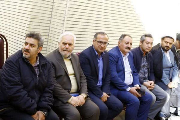 تجلیل از معلولان ذهنی و مربیان دلسوز در مرکز "دختران نیلوفر" فیروزکوه