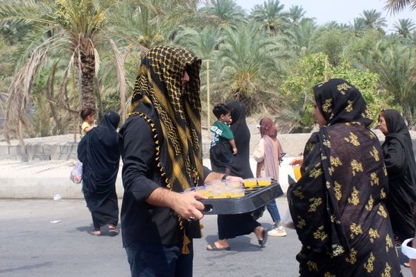 موکب پذیرایی مدافعان حریم ولایت در حاجی‌‌‌آباد