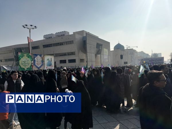 اجتماع عظیم منتظران ظهور به مناسبت نیمه‌ شعبان در مشهد 