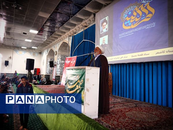 نماز عبادی سیاسی جمعه در کاشمر 