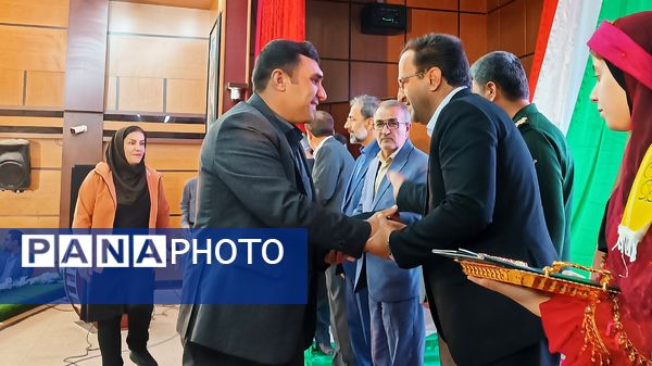 آیین گرامیداشت تجلیل از معلمان نمونه کشوری کهگیلویه و بویراحمد