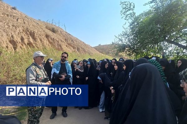 حضور دانش‌آموزان بسیجی ناحیه 2 شهرری در اردوی راهیان نور 